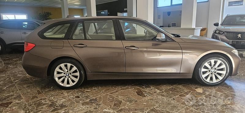 Usata BMW 318 2014 Station wagon