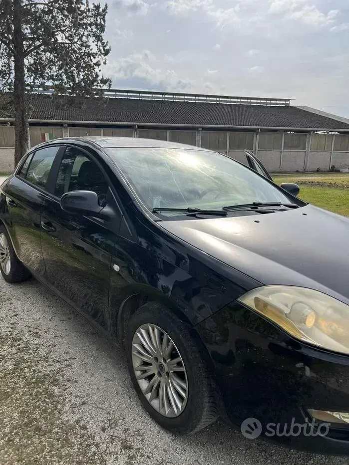 Usata Fiat Bravo Dynamic 105 CV (77 kW) 2009 Nero Utilitaria