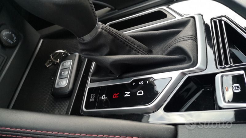 Usata DFSK Glory 500 106 CV (77 kW) 2024 Rosso Monovolume