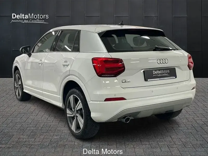 Usata Audi Q2 Admired 116 CV (85 kW) 2020 Bianco SUV