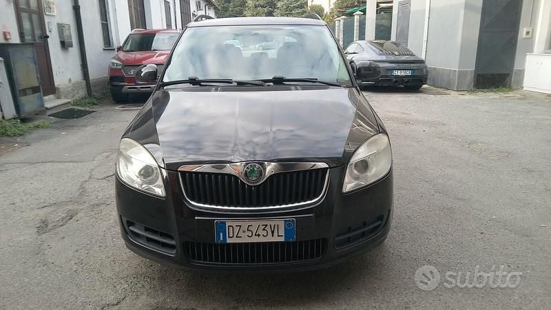 Nero Usata 2010 Skoda Fabia Comfort Station wagon | 1500 € (Super prezzo) - Immagine 1/4