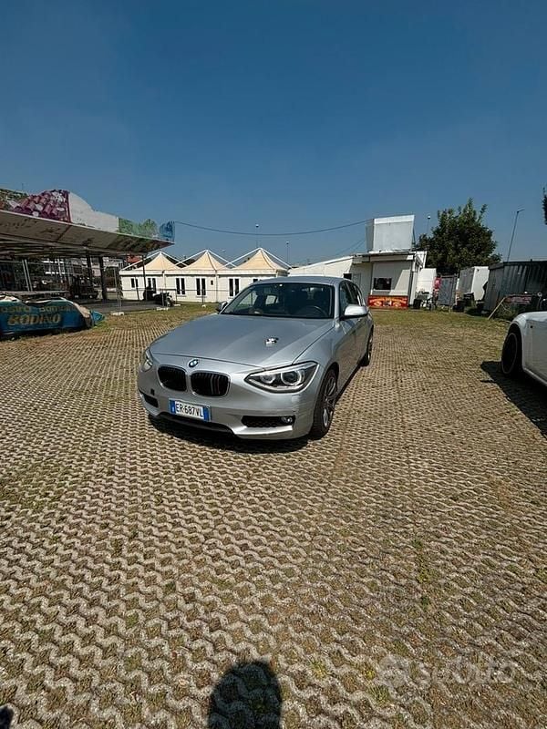Usata BMW 114 Comfort Edition 150 CV (110 kW) 2013 Grigio Utilitaria