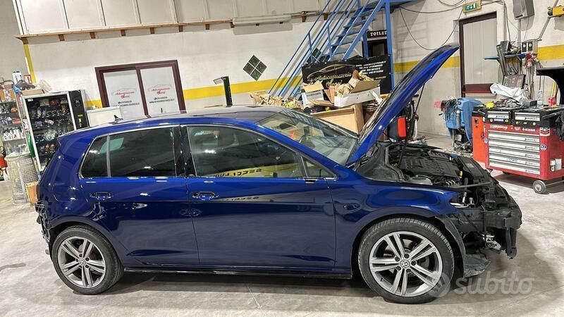 Usata VW Golf VII 116 CV (85 kW) 2017 Utilitaria
