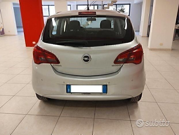 Usata Opel Corsa 95 CV (69 kW) 2015 Grigio Utilitaria