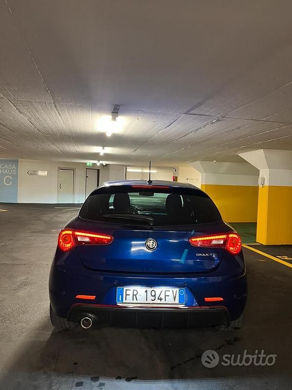Usata Alfa Romeo Giulietta 120 CV (88 kW) 2018 Blu Berlina
