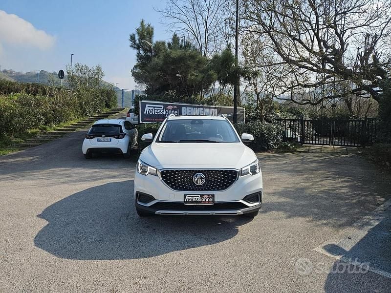 Usata MG ZS Exclusive 114 kW (156 CV) 2021 Bianco SUV