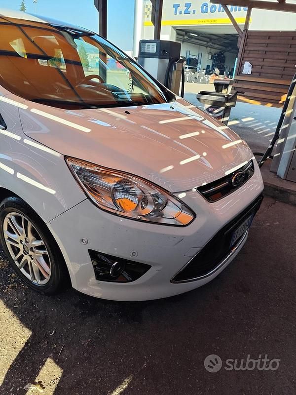 Usata Ford C-MAX Titanium 110 CV (80 kW) 2015 Bianco Monovolume