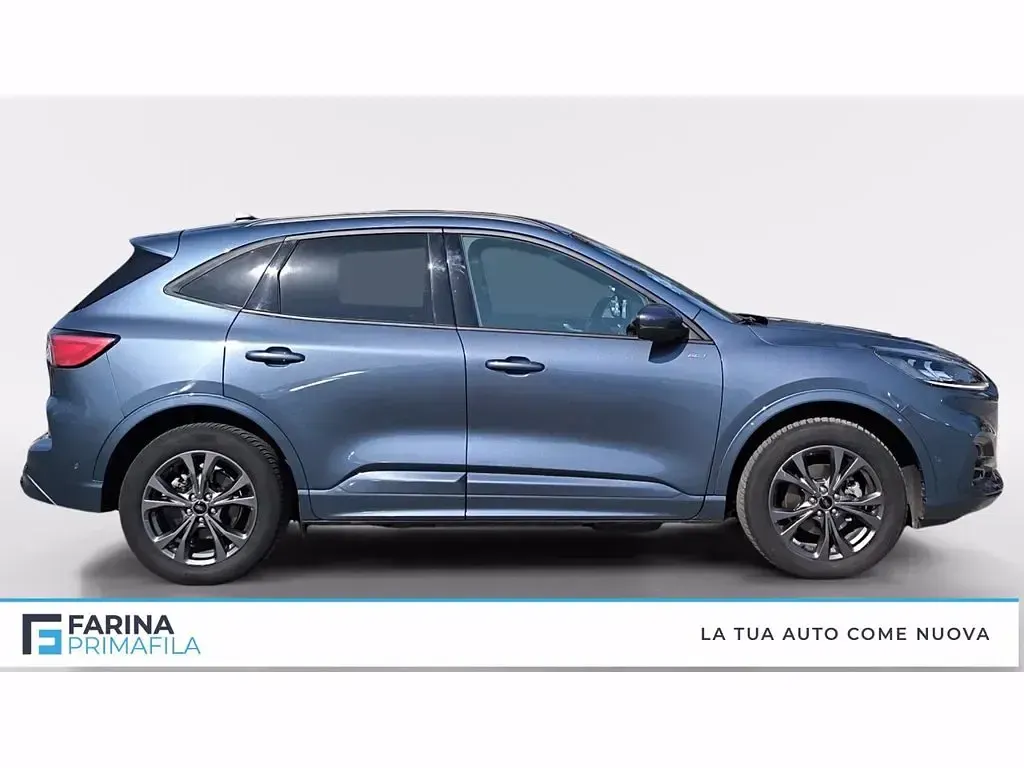 Usata Ford Kuga ST-Line X 225 CV (165 kW) 2023 Chrome blue SUV