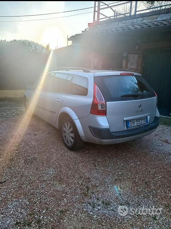 Usata Renault Mégane GrandTour 110 CV (80 kW) 2007 Grigio Station wagon