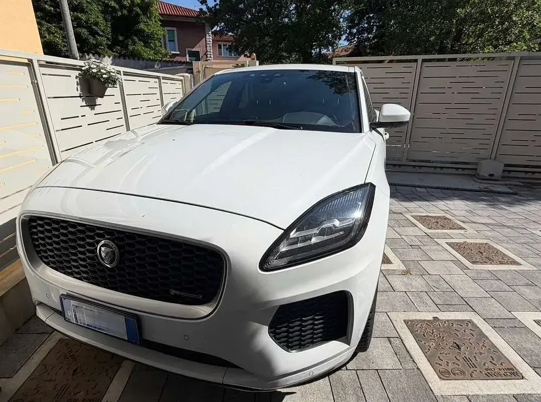 Usata Jaguar E-Pace S 249 CV (183 kW) 2018 Bianco SUV