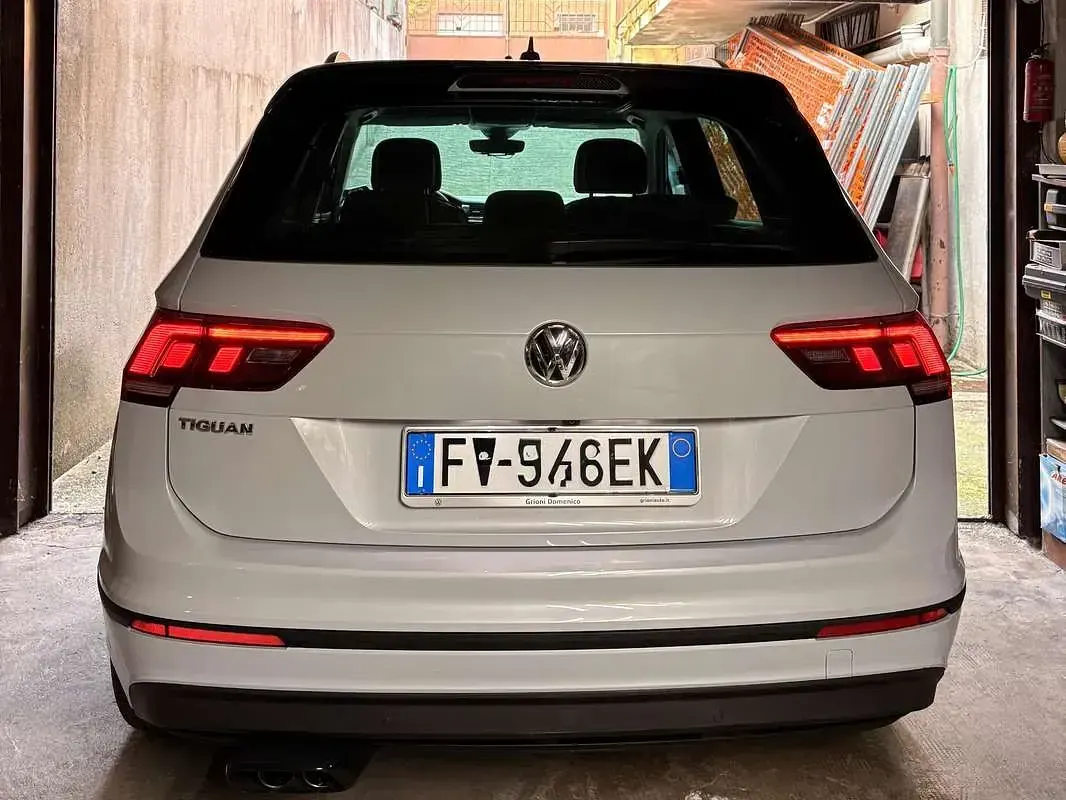Usata VW Tiguan Business 150 CV (110 kW) 2019 Bianco SUV