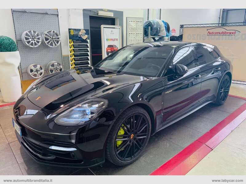 Nero Usata 2018 Porsche Panamera 4 Sport Turismo Tre volumi | 50.000 € - Immagine 1/4