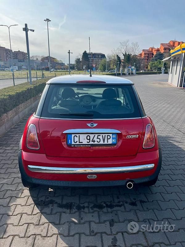 Usata Mini Cooper 2004 Rosso Utilitaria
