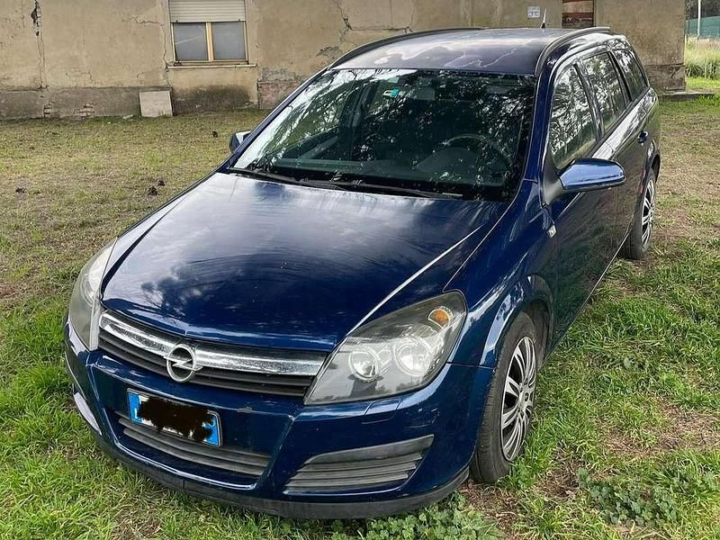Occasion Opel Astra Club 101 ch (74 kW) 2006 Bleue Break