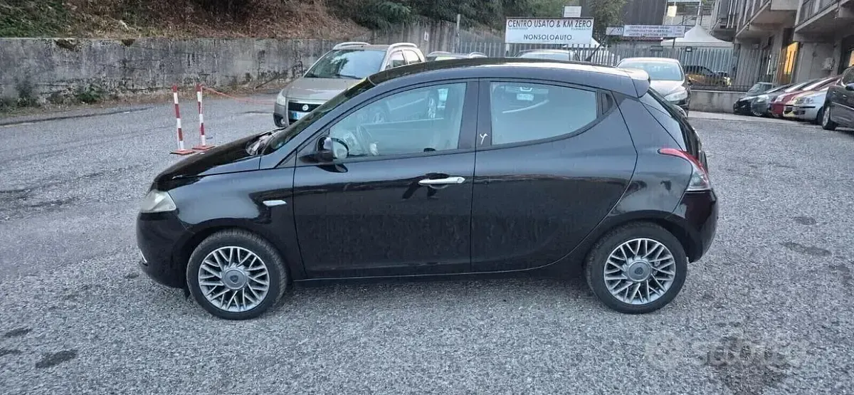 Usata Lancia Ypsilon S 95 CV (69 kW) 2011 Nero Utilitaria