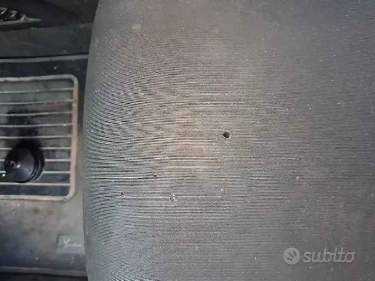 Usata Lancia Ypsilon 69 CV (50 kW) 2023 Nero Utilitaria