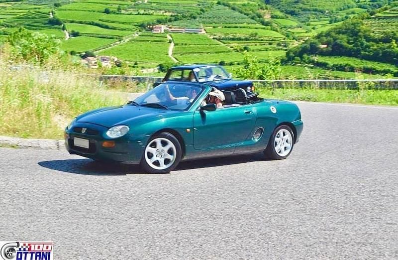 Usata MG F 145 CV (106 kW) 1997 Verde Cabrio