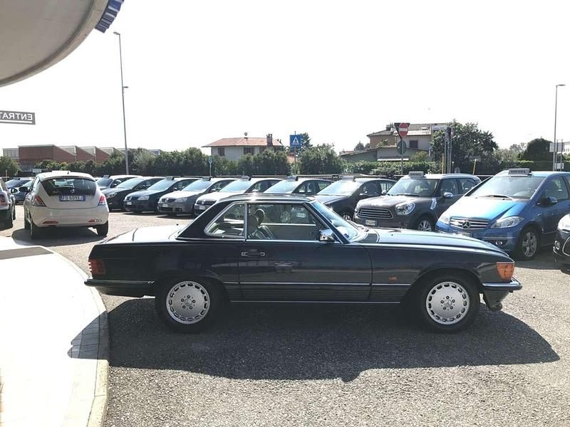 Usata Mercedes SL300 188 CV (138 kW) 1989 Canna fucile Cabrio