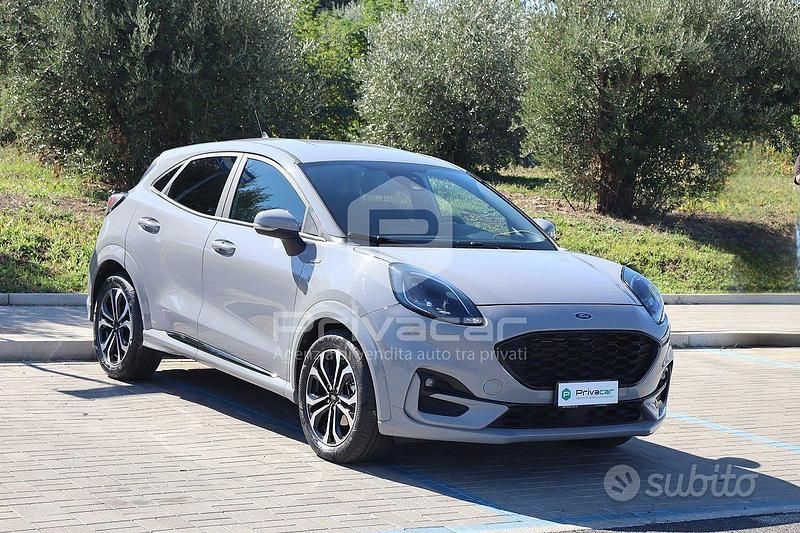 Usata Ford Puma ST 125 CV (91 kW) 2023 Grigio Station wagon