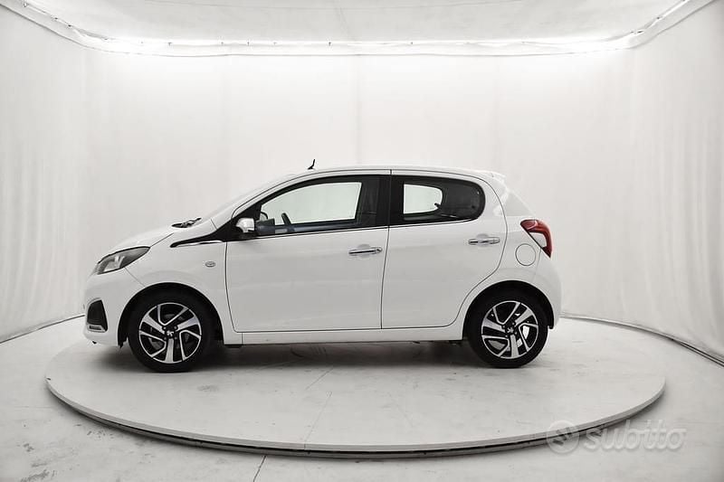 Usata Peugeot 108 Allure 82 CV (60 kW) 2016 Bianco Utilitaria
