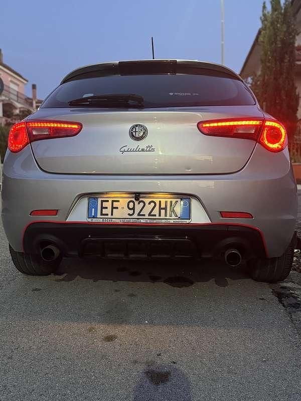 Usata Alfa Romeo Giulietta Progression 170 CV (125 kW) 2011 Utilitaria