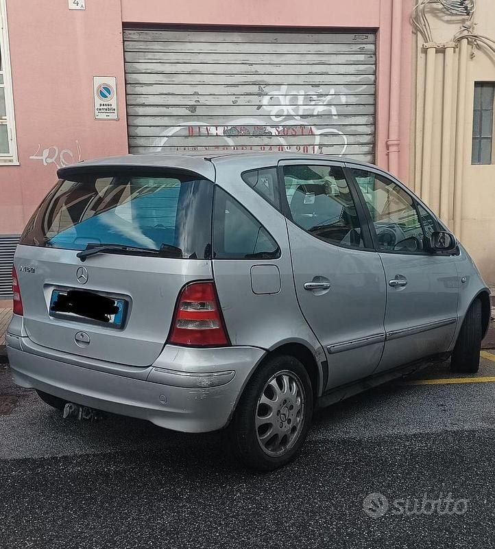 Usata Mercedes A160 102 CV (75 kW) 2001 Grigio Monovolume