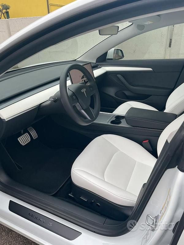 Occasion Tesla Model 3 Performance 461 kW (627 ch) 2023 Blanc Berline
