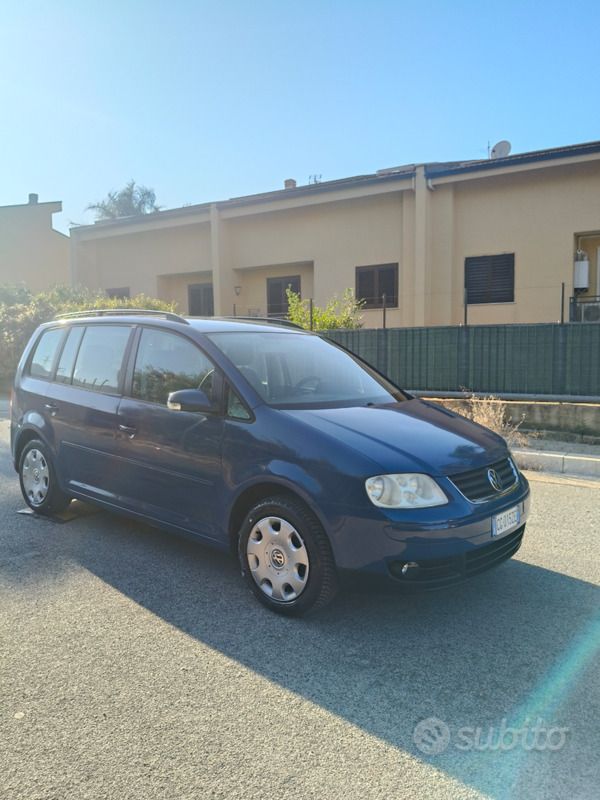 Usata VW Touran 101 CV (74 kW) 2005 Monovolume