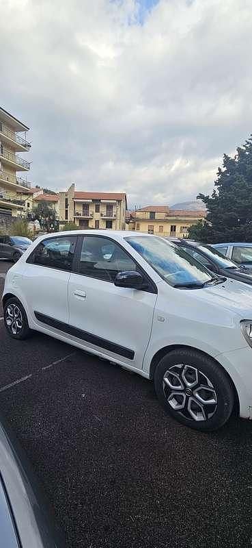 Usata Renault Twingo Equilibre 30 kW (42 CV) 2023 Bianco Utilitaria