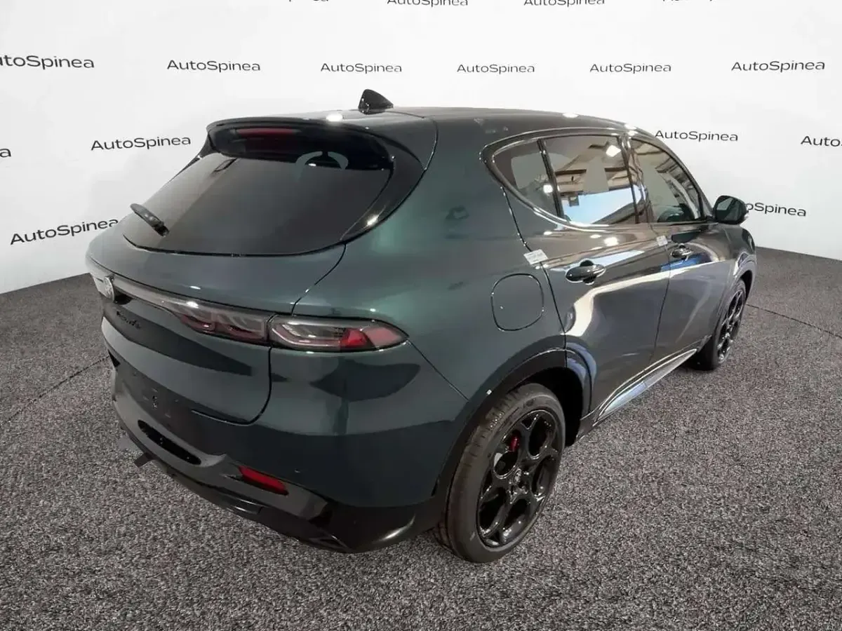 Nuova Alfa Romeo Tonale Veloce 131 CV (96 kW) 2026 Verde SUV