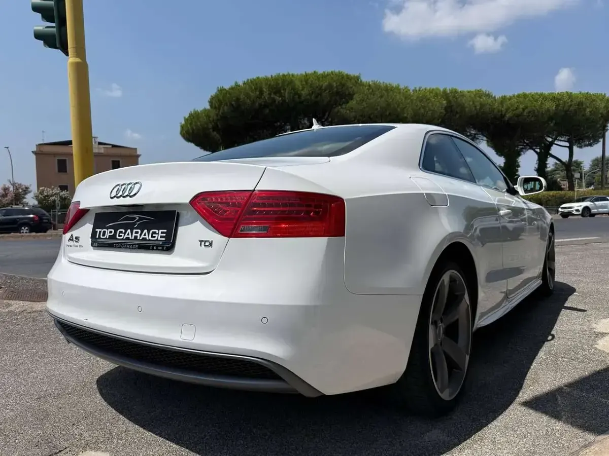 Usata Audi A5 S-Line 177 CV (130 kW) 2014 Bianco Coupé