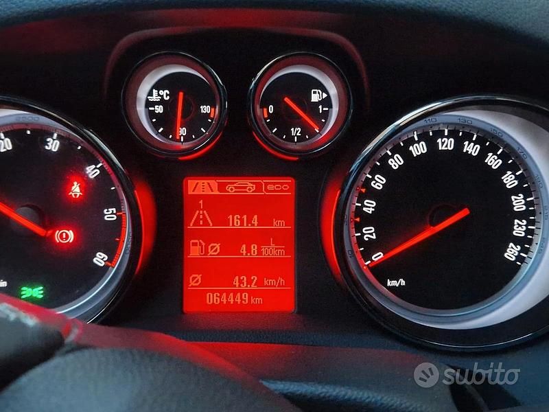 Usata Opel Mokka 130 CV (95 kW) 2016 Grigio SUV