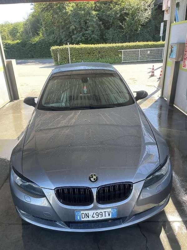 Usata BMW 325 197 CV (144 kW) 2008 Grigio Coupé