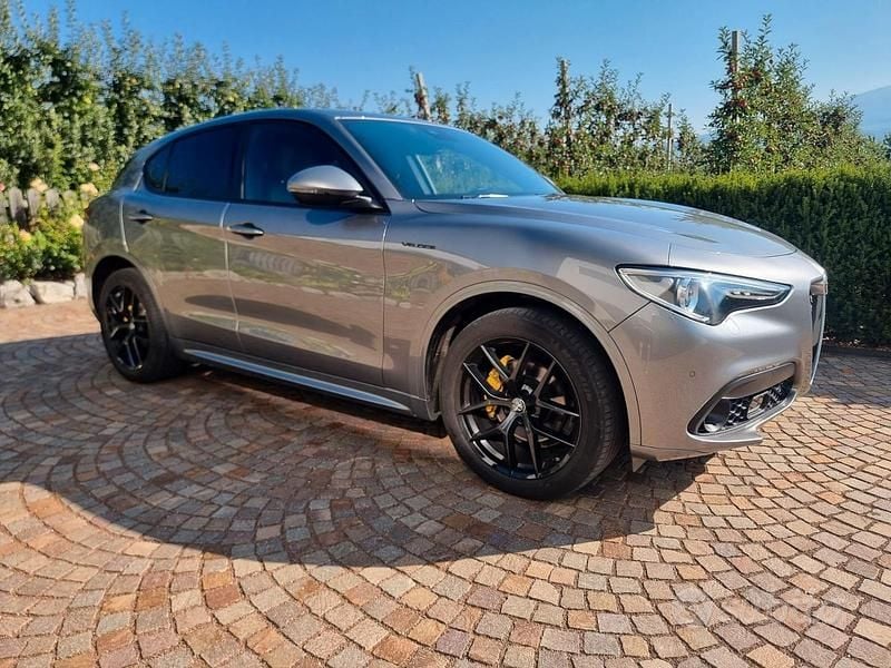 Usata 2020 Alfa Romeo Stelvio Veloce SUV | 35.000 € (Molto cara) - Immagine 1/4