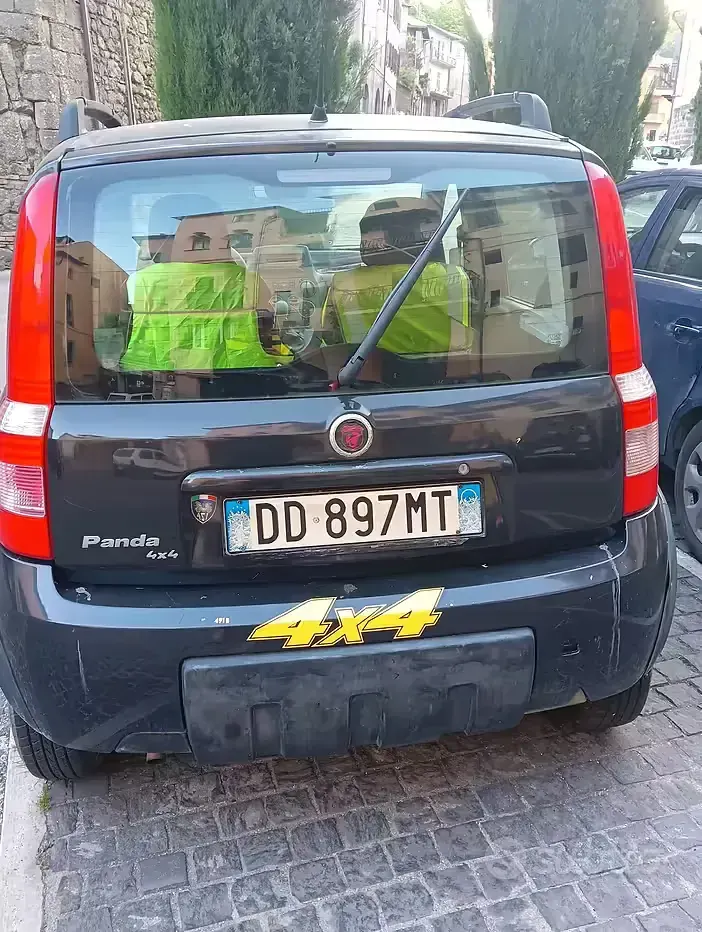 Usata Fiat Panda 4x4 60 CV (44 kW) 2006 Nero Utilitaria