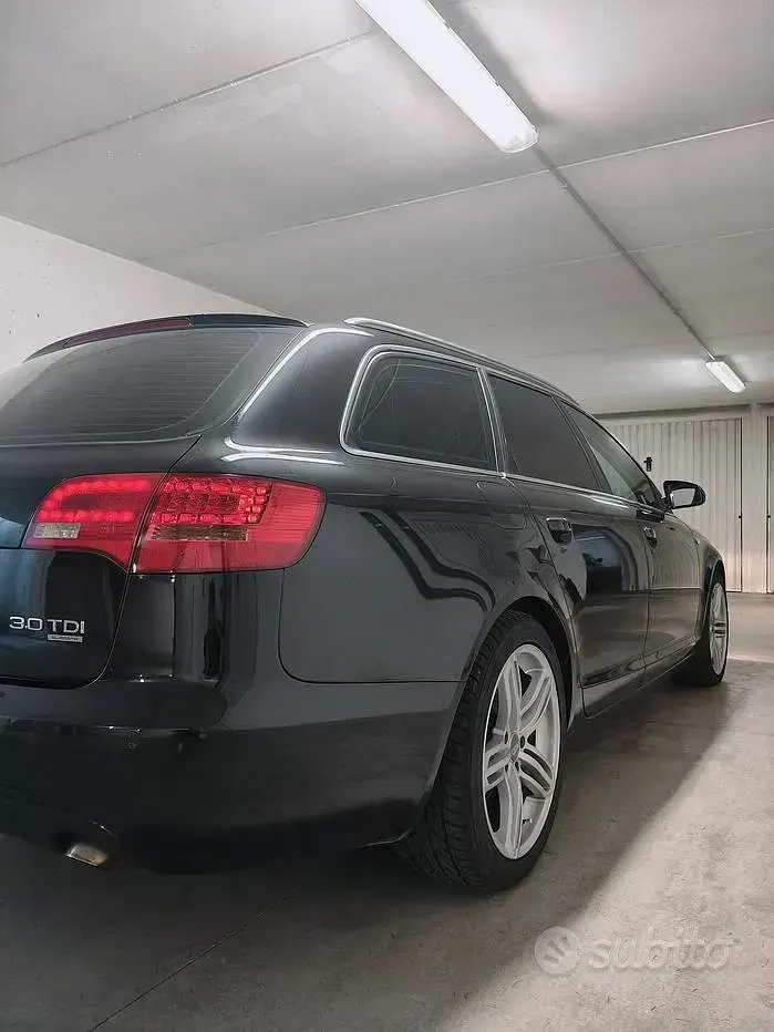 Usata Audi A6 Comfort 224 CV (164 kW) 2005 Nero Station wagon