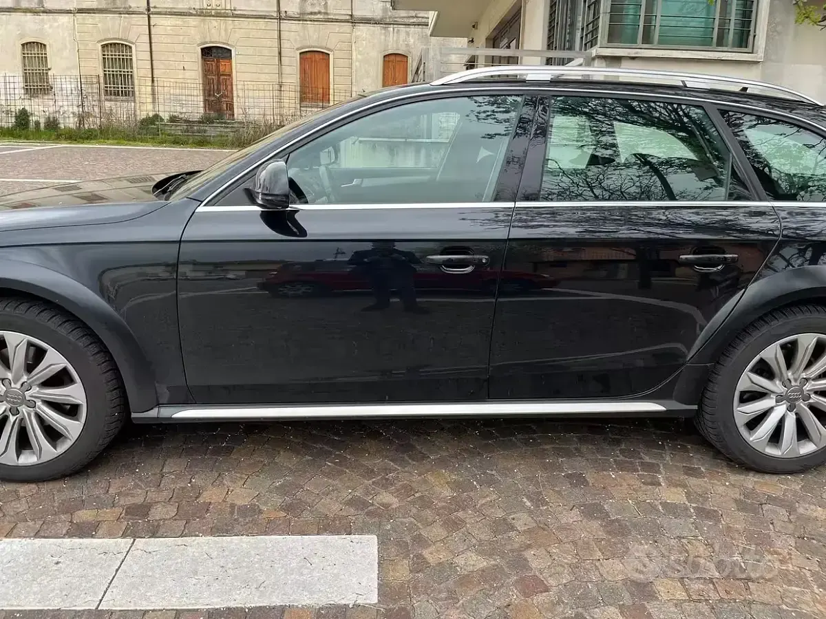 Usata Audi A4 Allroad Advanced 177 CV (130 kW) 2013 Nero Station wagon