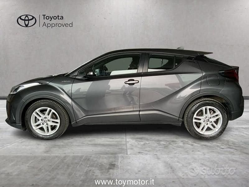 Usata Toyota C-HR Business Edition 122 CV (89 kW) 2021 Grigio SUV