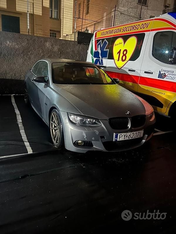 Grigio Usata 2009 BMW 335 Cabriolet Comfort Edition Cabrio | 12.000 € - Immagine 1/4