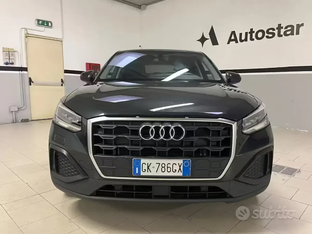 Gebraucht Audi Q2 Admired 116 PS (85 kW) 2022 Grau SUV