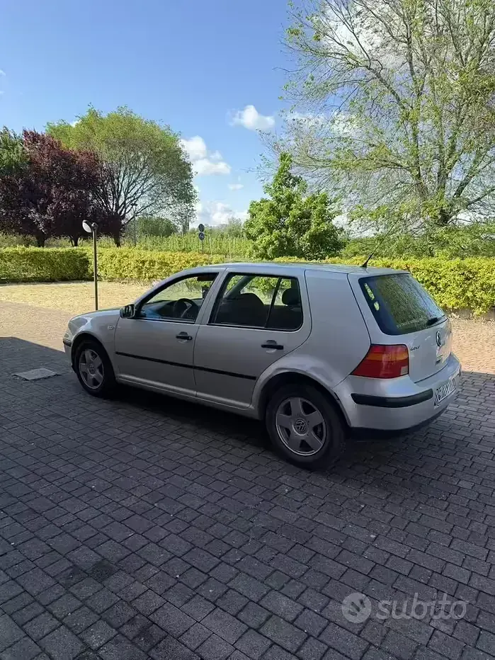 Usata VW Golf IV 101 CV (74 kW) 1999