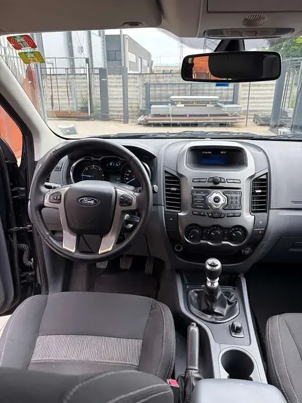 Usata Ford Ranger XLT 150 CV (110 kW) 2015 Nero Pick-up