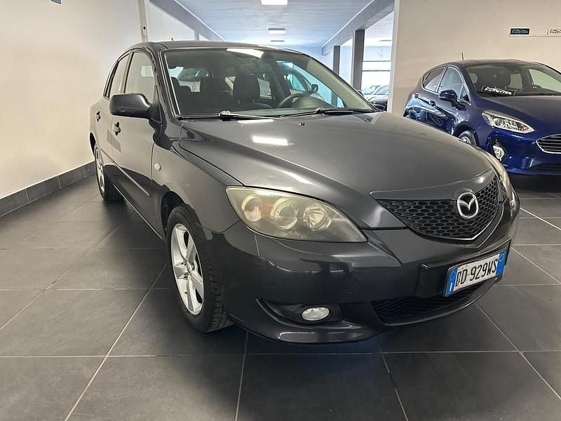 Usata Mazda 3 110 CV (80 kW) 2006 Grigio Berlina