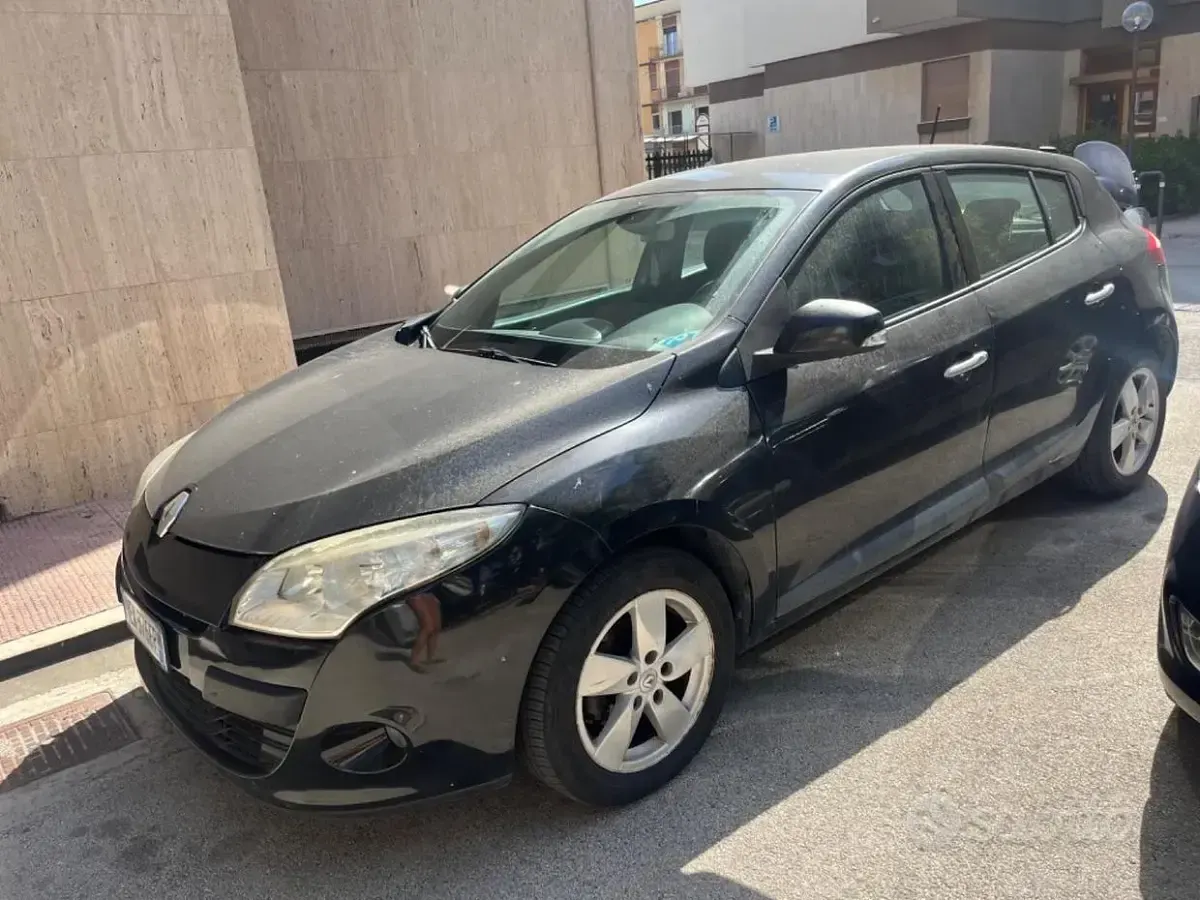 Usata Renault Mégane III 110 CV (80 kW) 2010 Berlina
