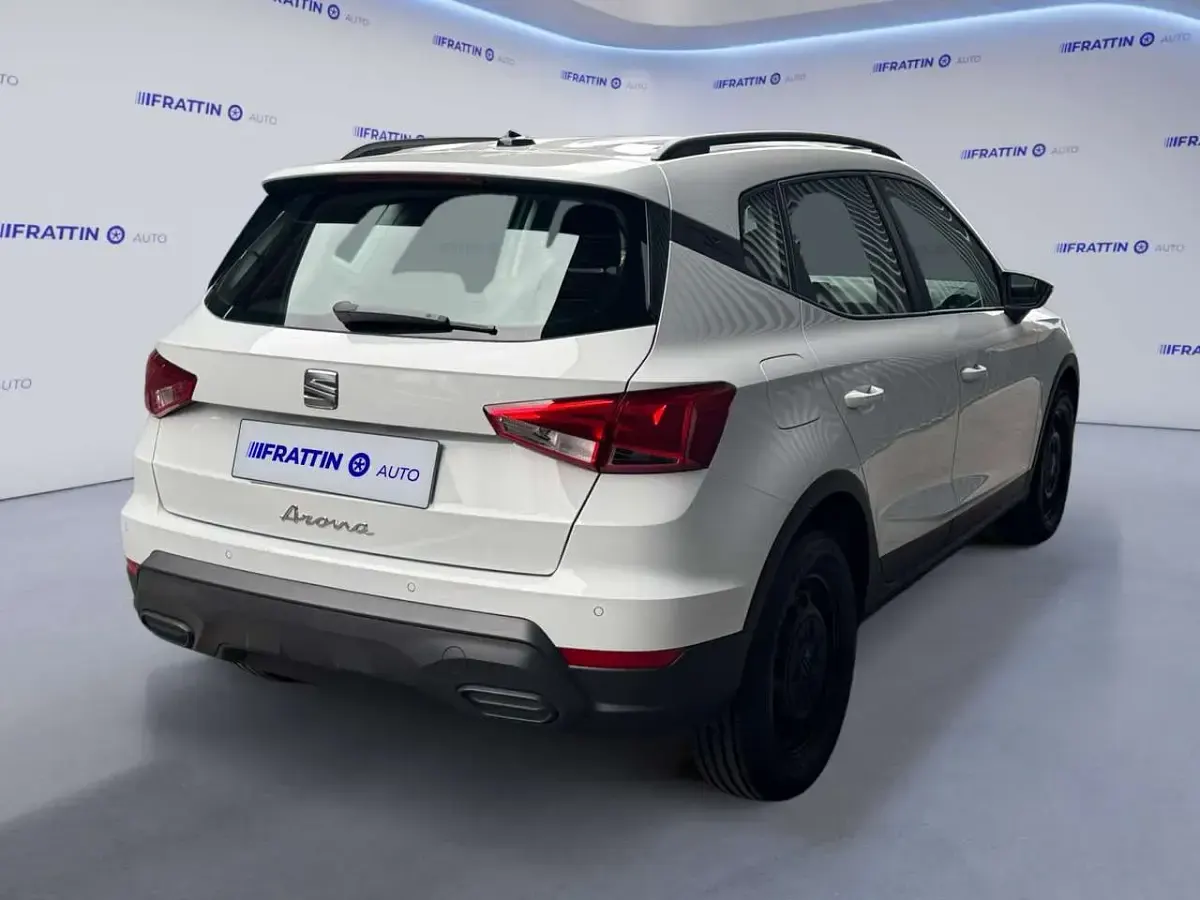 Usata Seat Arona Reference 95 CV (69 kW) 2025 Bianco SUV