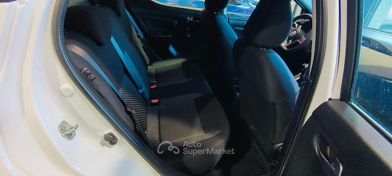 Usata Nissan Micra 92 CV (67 kW) 2021 Bianco Utilitaria