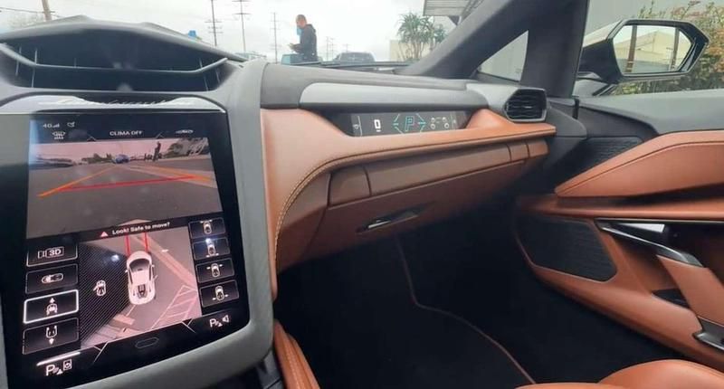 Nuova Lamborghini Revuelto 1014 CV (745 kW) 2025 Marrone Coupé