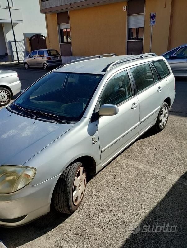 Usata Toyota Corolla 2002