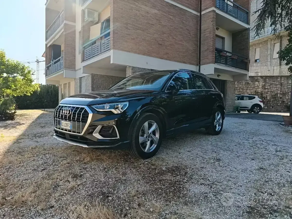 Usata Audi Q3 Advanced 150 CV (110 kW) 2021 Nero SUV