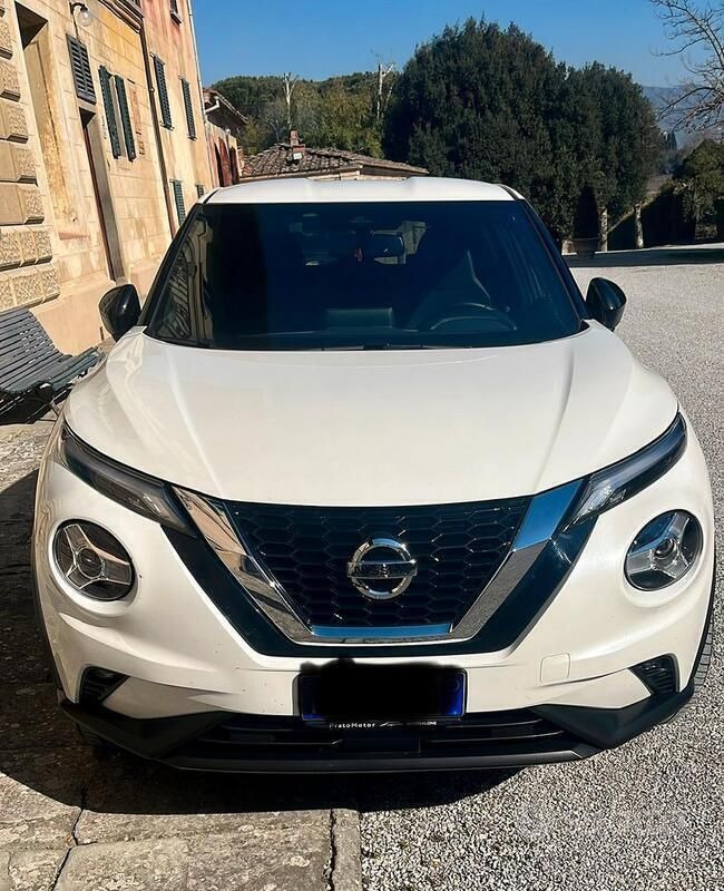 Usata Nissan Juke N-Connecta 114 CV (83 kW) 2022 Bianco SUV